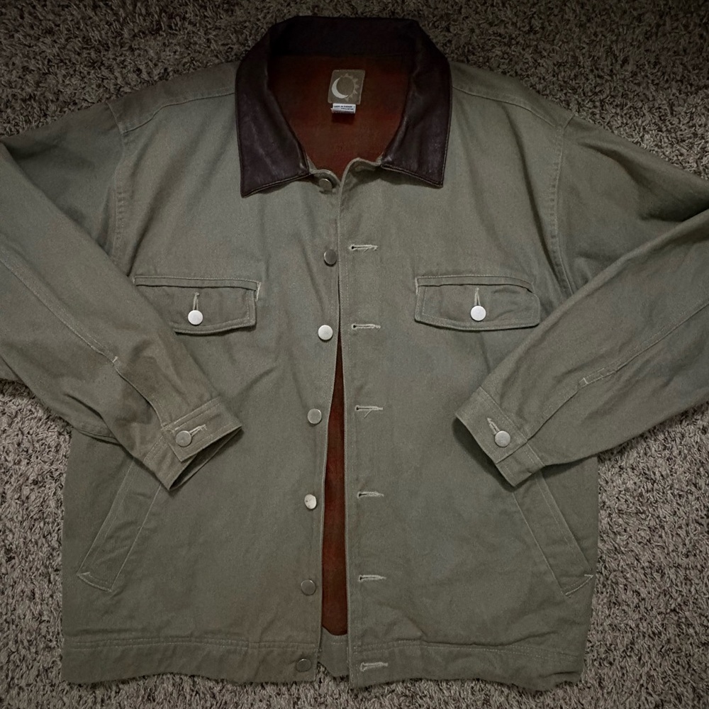 Marlboro Khaki Jacket with Dark Brown Collar